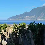 Casas Hortas, Vista Jardim E Serra Daire Seixal (Madeira)