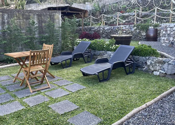 Casas Hortas, Vista Jardim E Serra