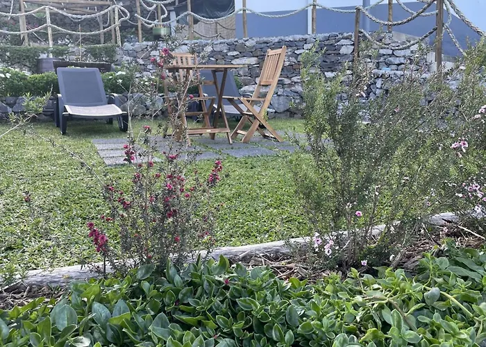 Casas Hortas, Vista Jardim E Serra * Seixal (Madeira)